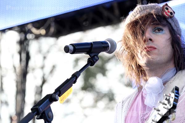 OF MONTREAL - 2011-09-10 - PARIS - Parc de Bagatelle - 